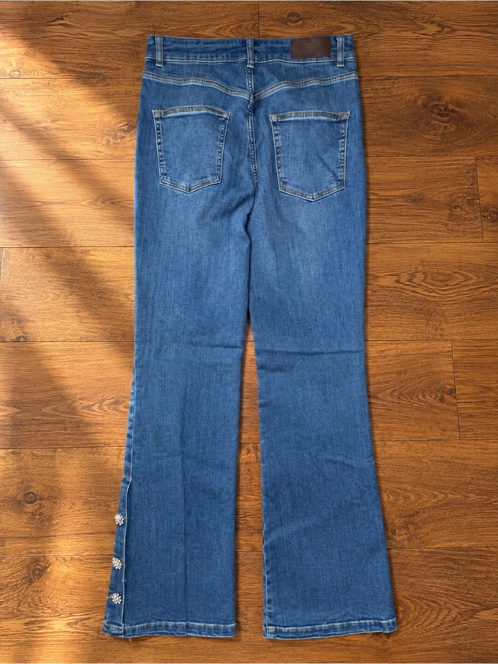 Rebel Queen by Liu Jo Bootcut Jeans with Embellished Lower Legs Sz 33 NWOT - Picture 2 of 5
